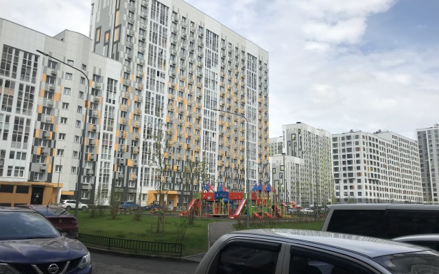 Sandi Na Vesenney V Lyubertsakh Apartments