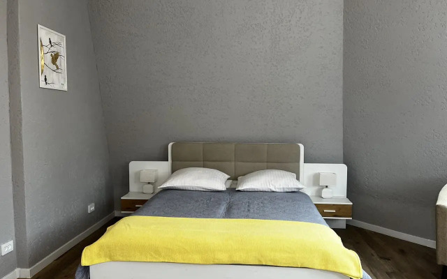 Апартаменты у Замкового пруда 2