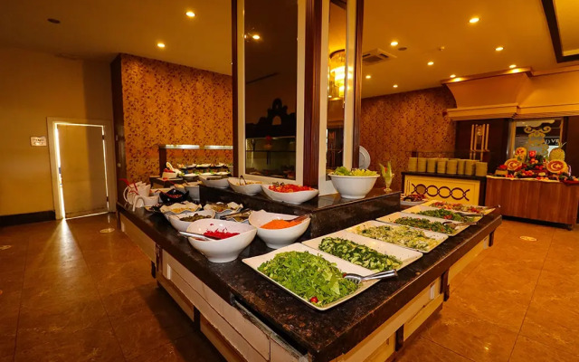 Throne Beach Resort & Spa