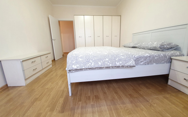2kh-Komnatnye Sinyaya Ptitsa Apartment