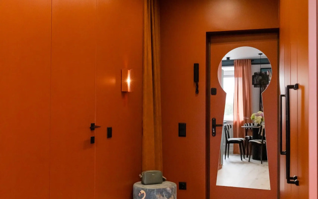 Апартаменты Новые Дизайнерские с Видом на Верхнее Озеро