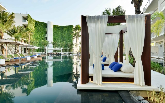 Отель Dream Phuket Hotel and Spa