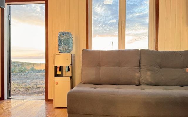 Частный дом у моря с беседкой