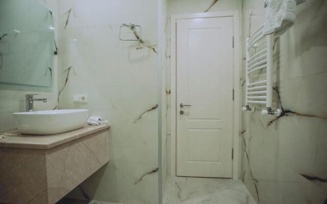 Royal Medis Hotel