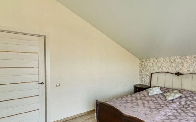 Частный дом Зелёный дом