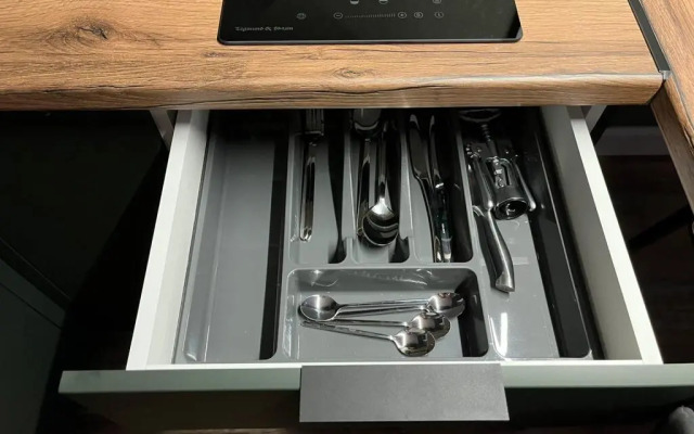 Avrtorskie s vidom na reku v  nalichie proektor i PS4 Apartment