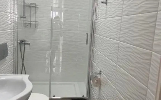 Aleksandr Guest house