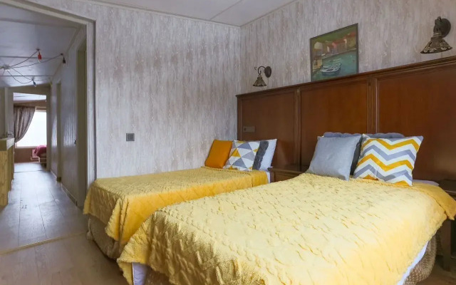 Частный дом на Ягодном переулке 1 Поп-арт