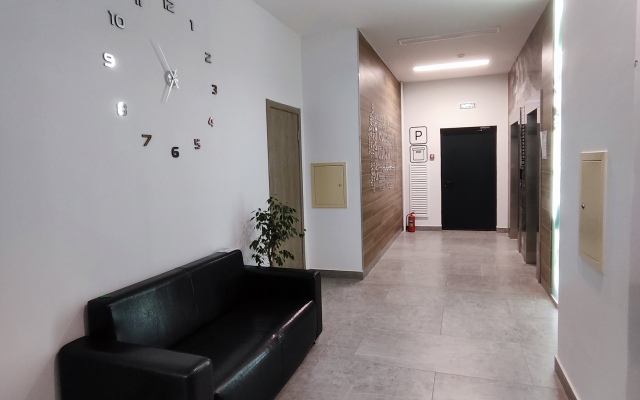 Studiya V Zhk Oazis na Telegina 16 floor Apartments