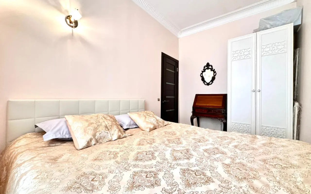 Easyguest Ryadom S Tavricheskim Parkom Flat