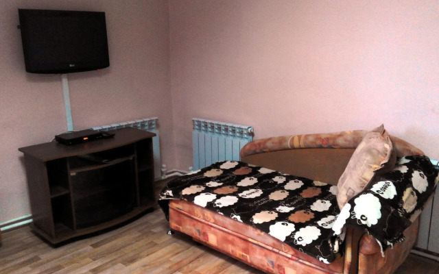 V Tsentre Flat