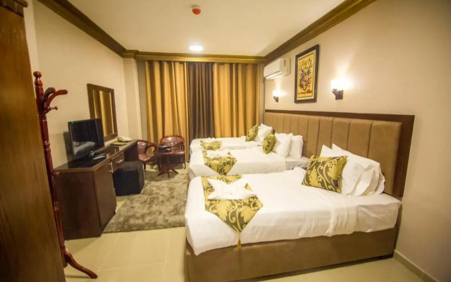 Grape Village Hotel