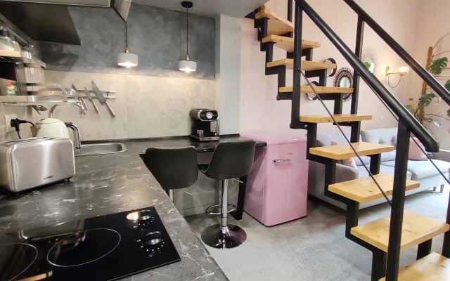 Studios On Marata 4 Furnished Rooms