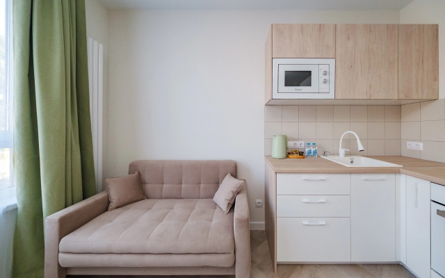 Uyutnaya i novaya studiya v Kudepste Flat