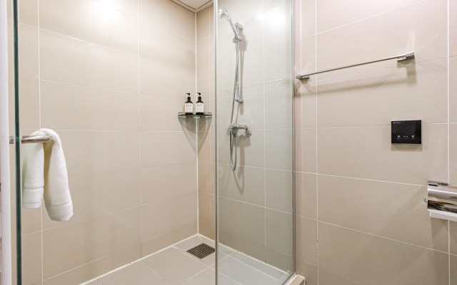 Highvill Modern View Flat