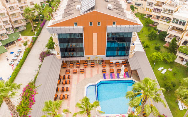 Fame Beach Hotel