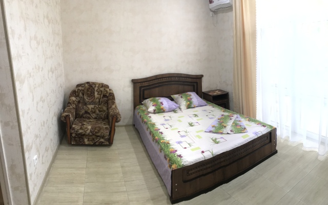 Chastny Sektor Guest House