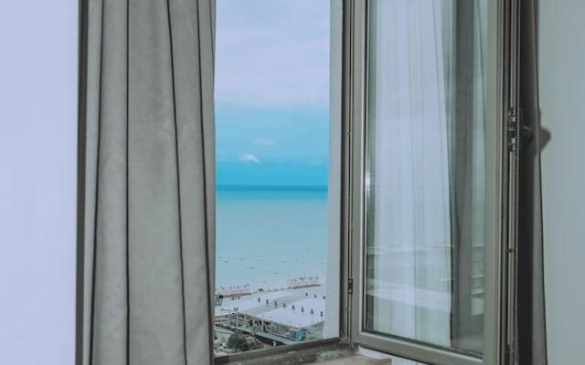 Royal Medis Hotel