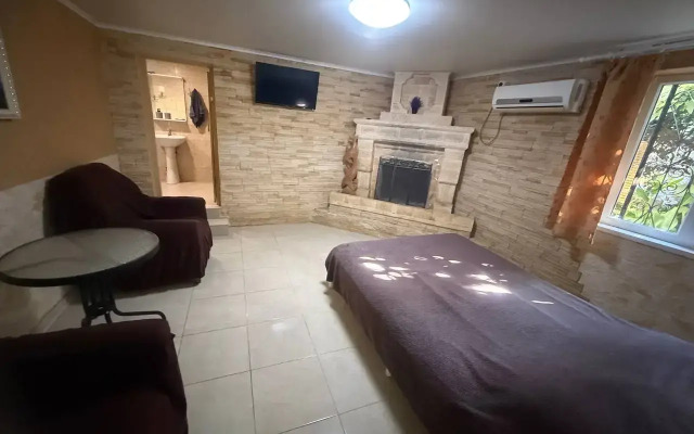 Chastny Sektor Guest House