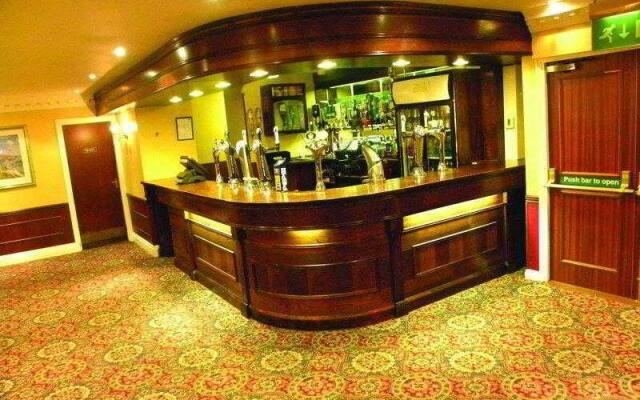 Consort Hotel