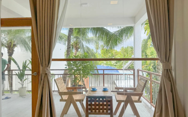 Lagoon Thoddoo Villa