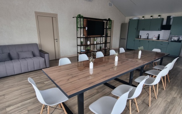 N1 Chetyre Sezona Guest house