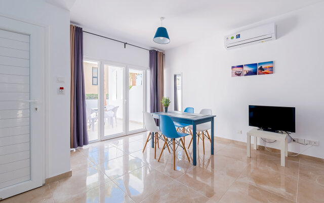 Color Cyprus Amozoniu Apartments