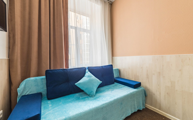 Квартира Двухместная студия возле Александро-Невской лавры (Х7)