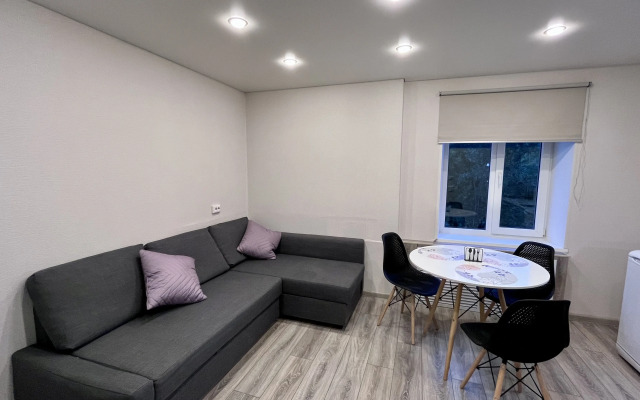 Uyutnaya yevrodvushkaryadom s vokzalom Flat