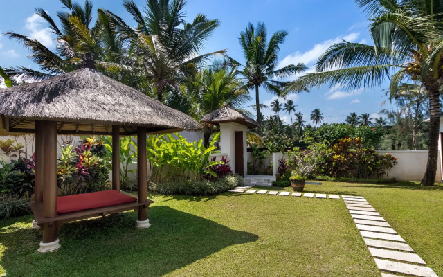 Вилла Candi Kecil Tiga