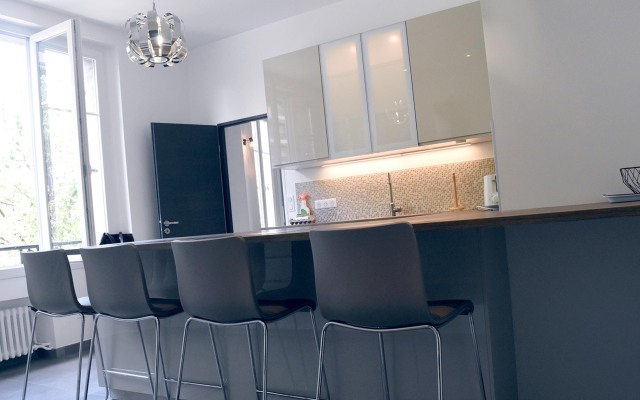 Апартаменты Spacious Flat Near Arc de Triomphe