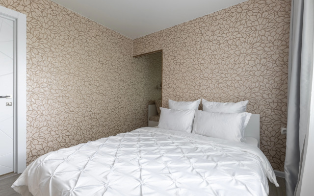 Апартаменты трехкомнатные на Космонавтов