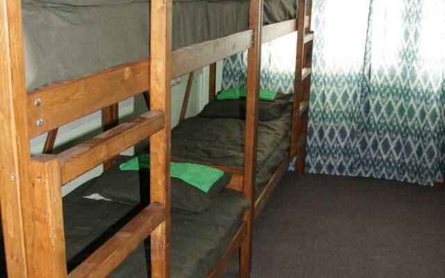Fikus Hostel