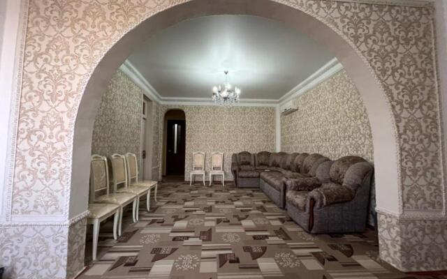 Alisa Guest house