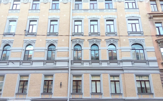 812 Hotel