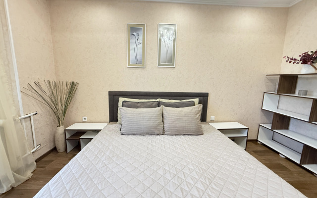 V Samom V Serdtse Tyumeni Na Tsvetnom Bulvare Apartments