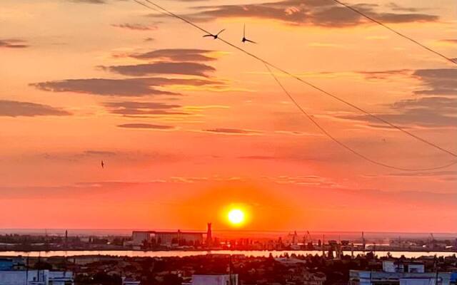 Квартира Rent House с видом на закат