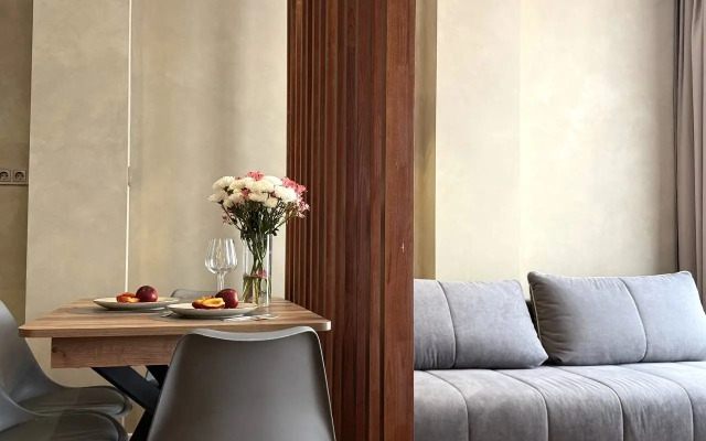 Квартира Современная студия с балконом и видом на море