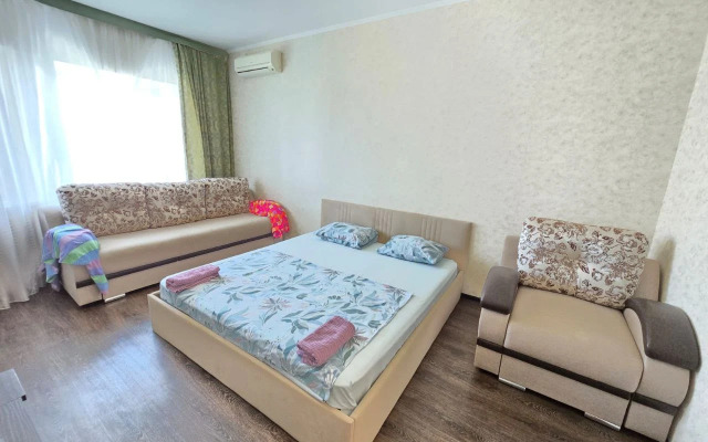 Odnokomnatnaya V Tsentre Surguta Flat
