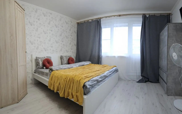Uyutnaya Sovremennaya U Metro Strogino Flat