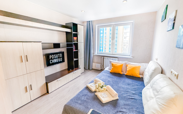 S zaseleniyem Lutshiy servis Posutochno50 Flat