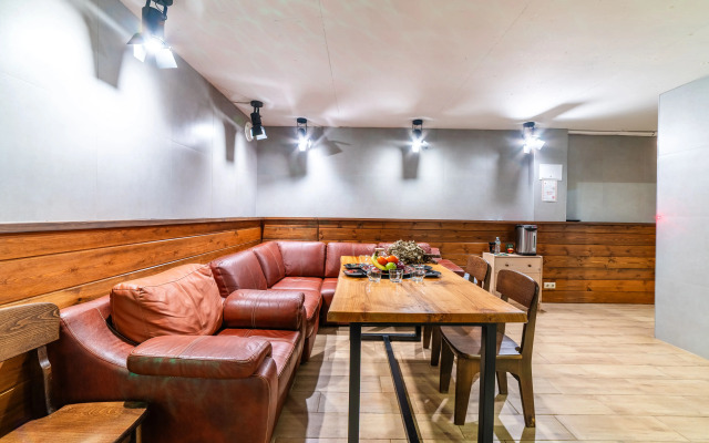 Гостевой комплекс с баней Вверх