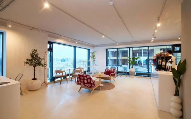Yes Apartment Hotel