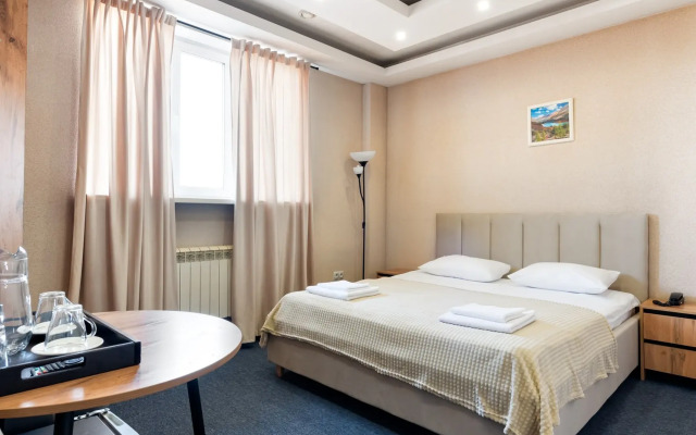 Centr Antey Hotel