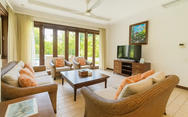 Na Beregu Okeana S Sobstvennym Basseynom Na Eden Island Villa