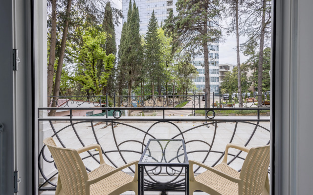 Pokrovskij park Uluchshennaya studiya s mini-kuhnej Apartment