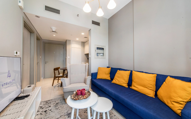 Zada Tower 1br with Excellent Dubai Canal View Apartments