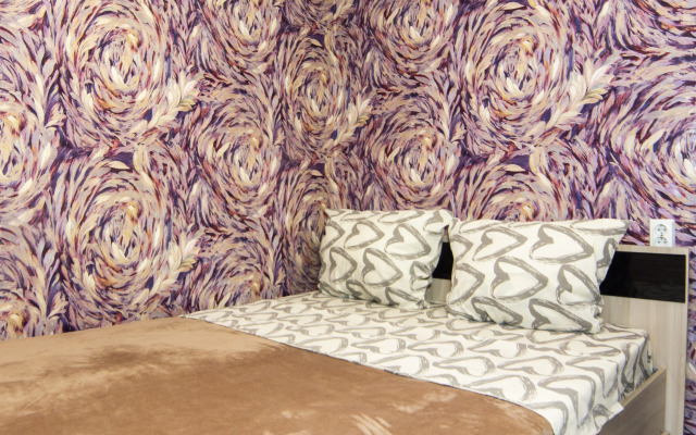 Квартира уютная 1-комнатная на Июльских Дней 1к2