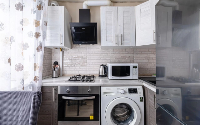 Квартира у метро Яшьлек