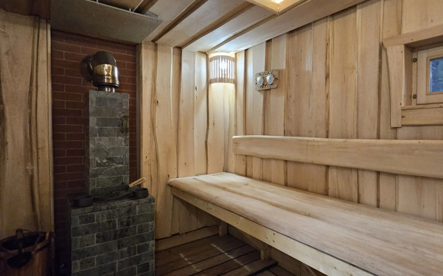 Частный дом большой